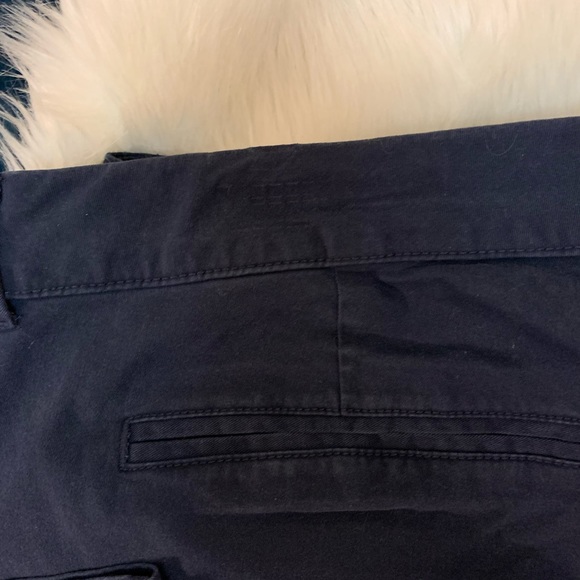 Old Navy ankle length Pixie pants - Picture 3 of 6